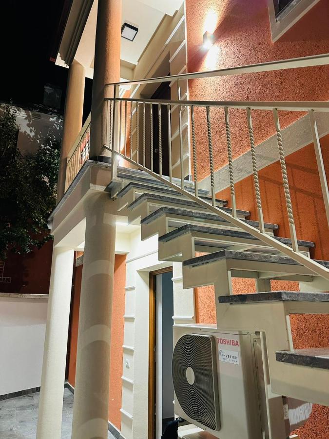 Vila Alba 1 Korce Esterno foto